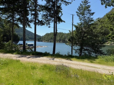13248 Porters Road, Madeira Park, BC, Madeira Park — Single Family Residence for sale