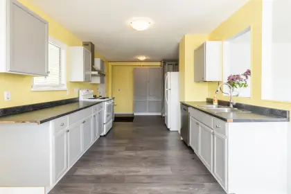8135 Cedar Street, Mission, BC, Mission — Single Family Residence for sale