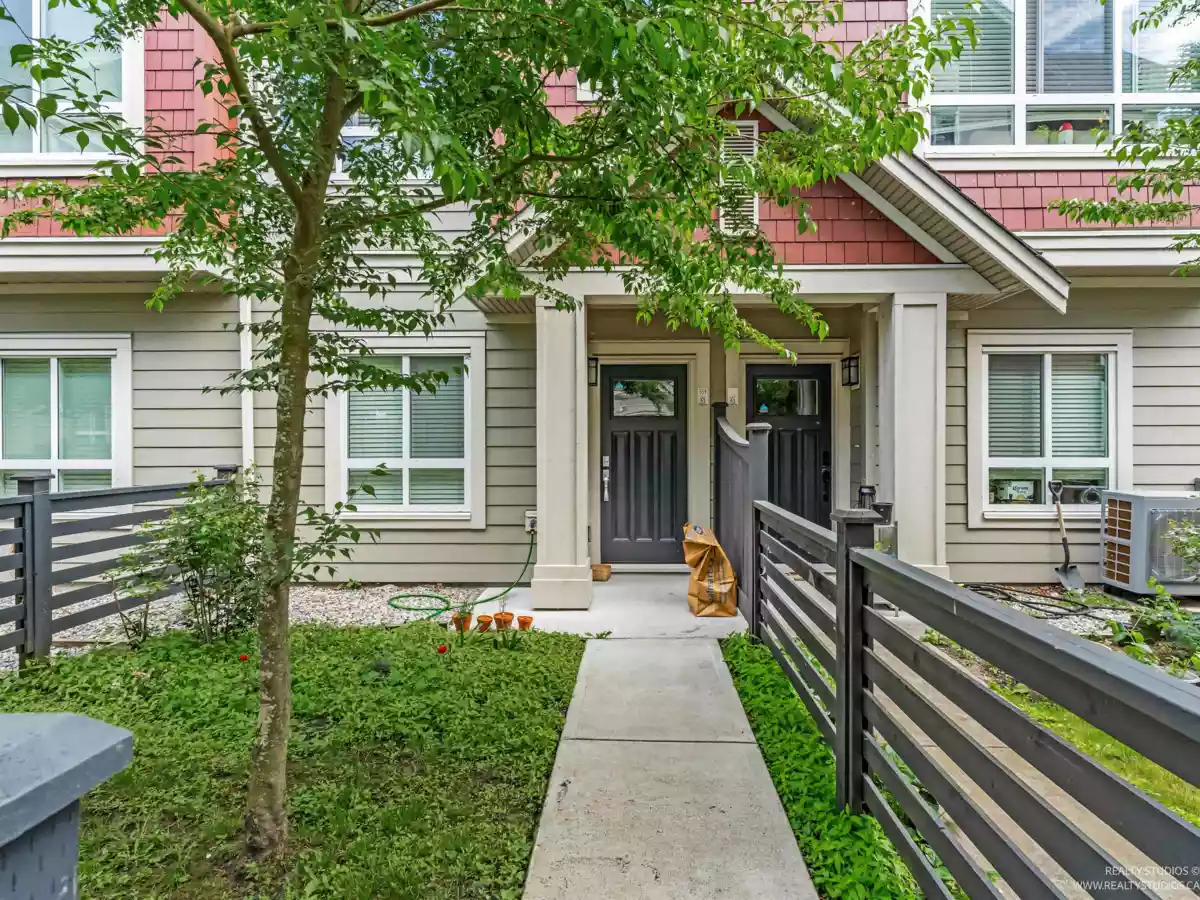 Exterior Rear Photo of 559 4688 Hawk Lane, Tsawwassen, BC