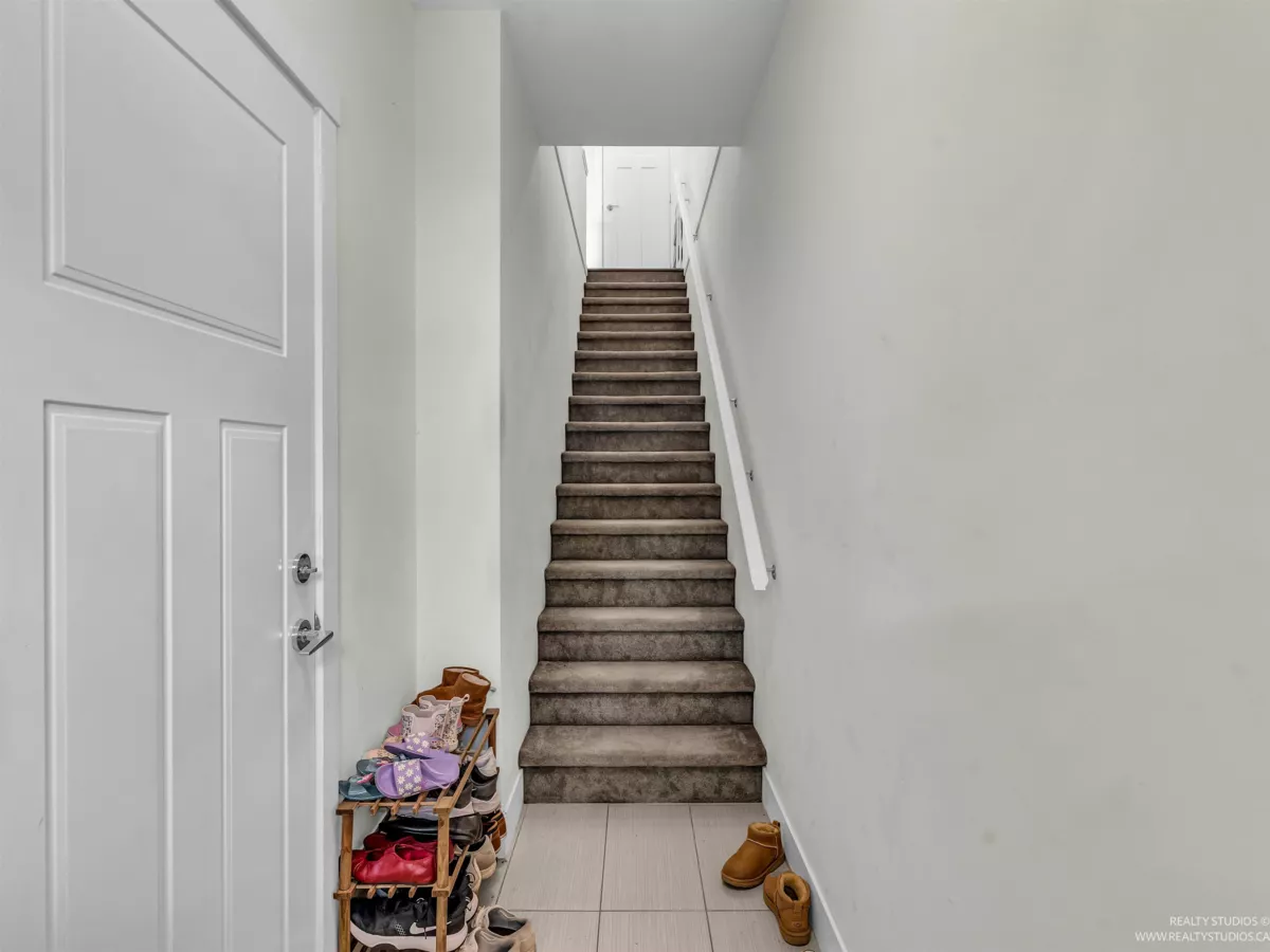 Staircase Photo of 559 4688 Hawk Lane, Tsawwassen, BC