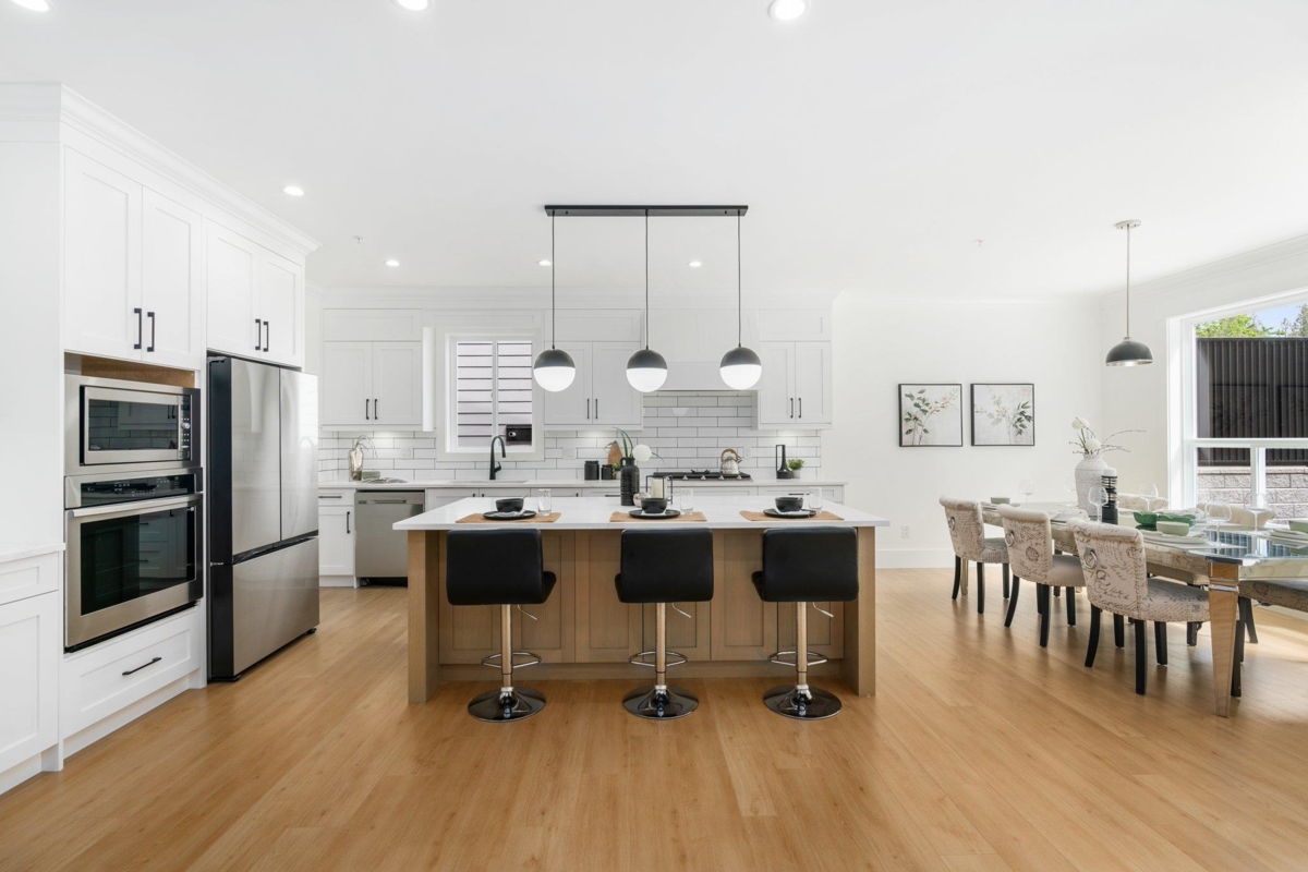 Dining Area Photo of 11066 241a Street, Maple Ridge, BC