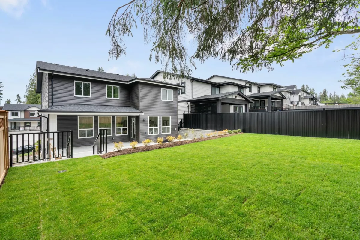 Living Room Photo of 11066 241a Street, Maple Ridge, BC