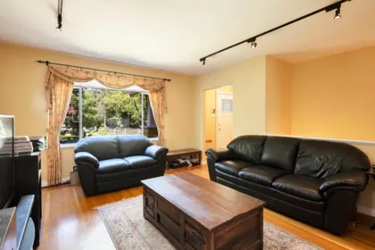 Kitchen Photo of 3136 W 11th Avenue, Vancouver, BC