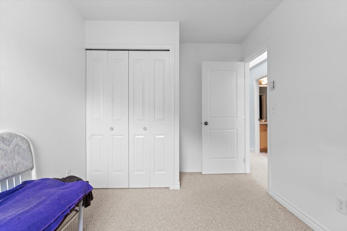 Bedroom 4 Photo of 4 5965 Jinkerson Road, Sardis, BC