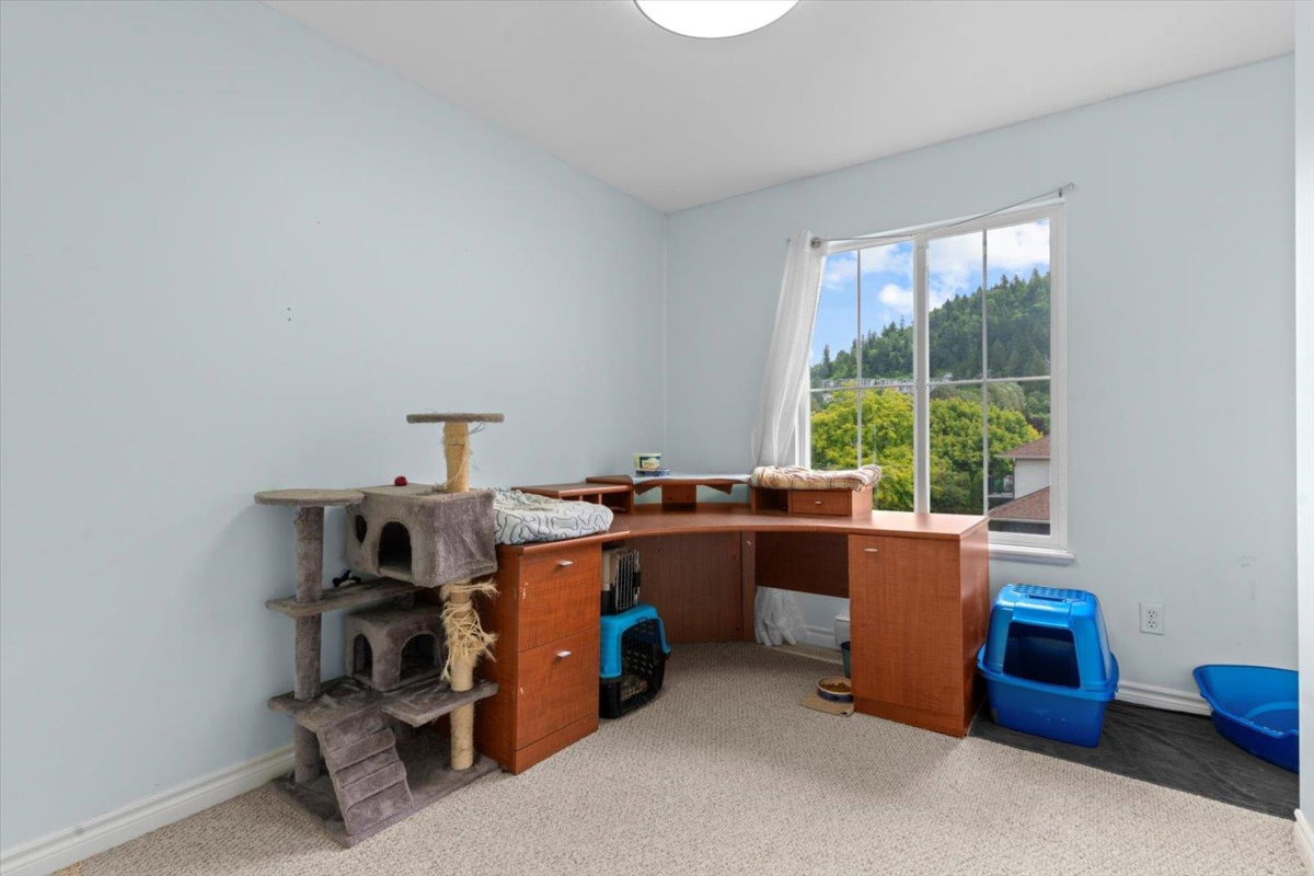 Guest Bathroom Photo of 4 5965 Jinkerson Road, Sardis, BC