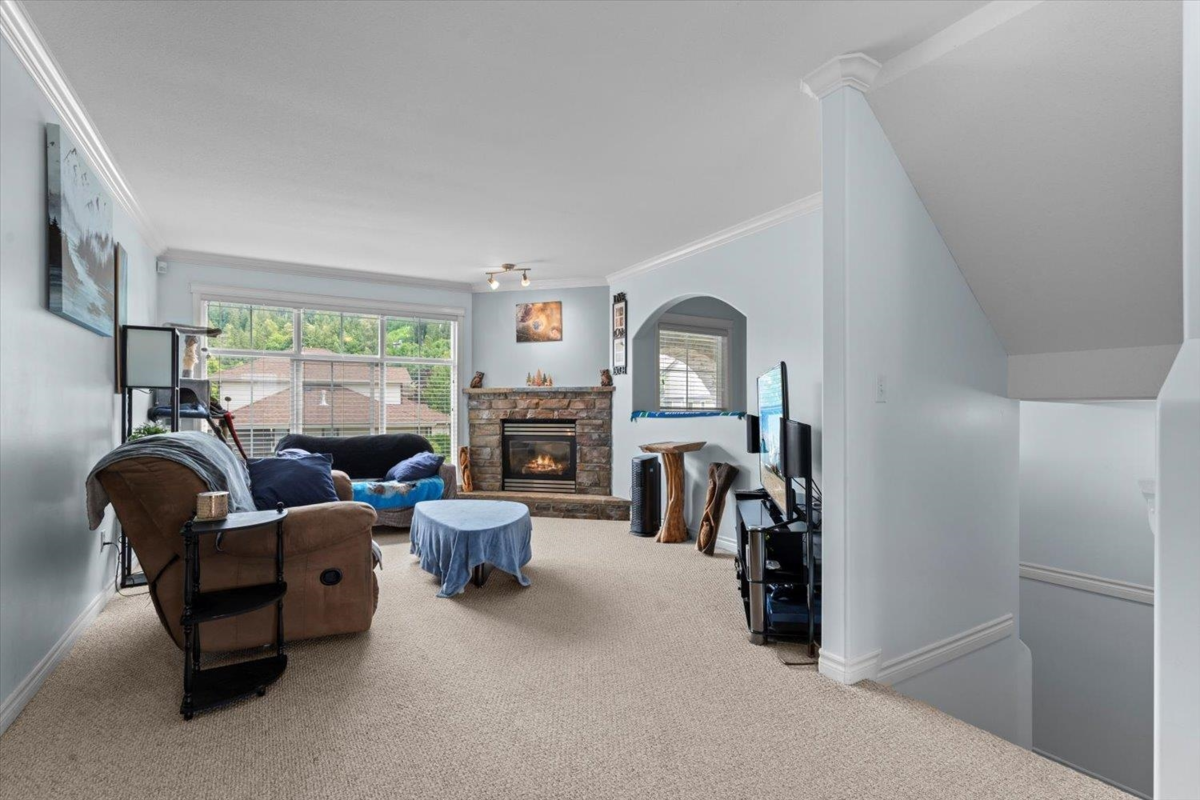 Living Room Photo of 4 5965 Jinkerson Road, Sardis, BC