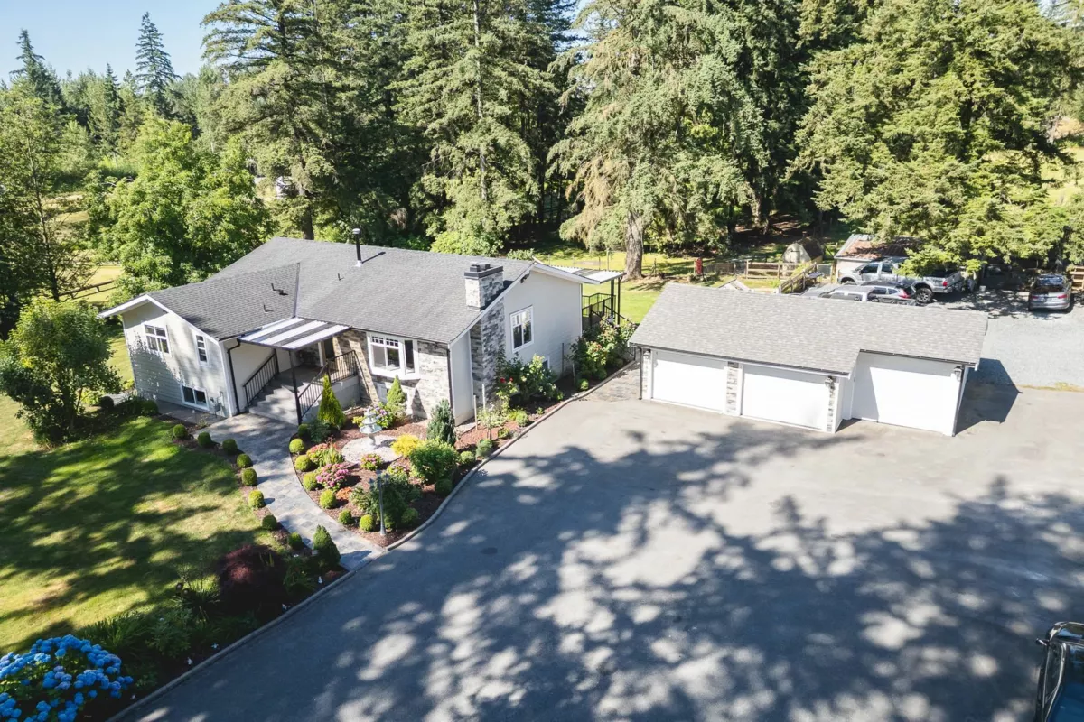 Hot Tub / Spa Photo of 5871 264 Street, Langley, BC