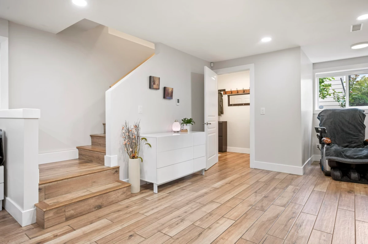 Powder Room Photo of 5871 264 Street, Langley, BC