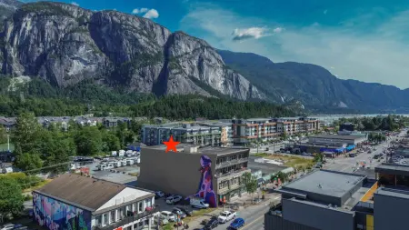 406 38142 Cleveland Avenue, Squamish, BC, Squamish — Apartment/Condo for sale