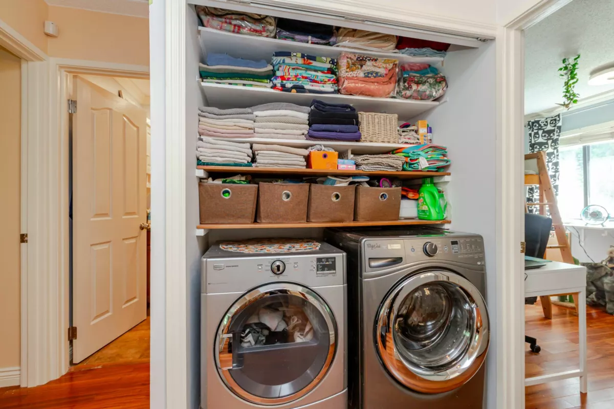 Laundry Room Photo of 134 13710 67 Avenue, Surrey, BC