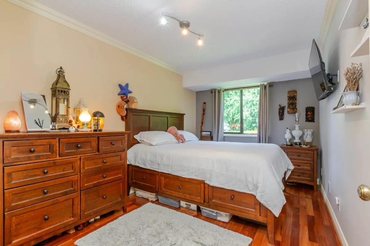 Office / Den Photo of 134 13710 67 Avenue, Surrey, BC