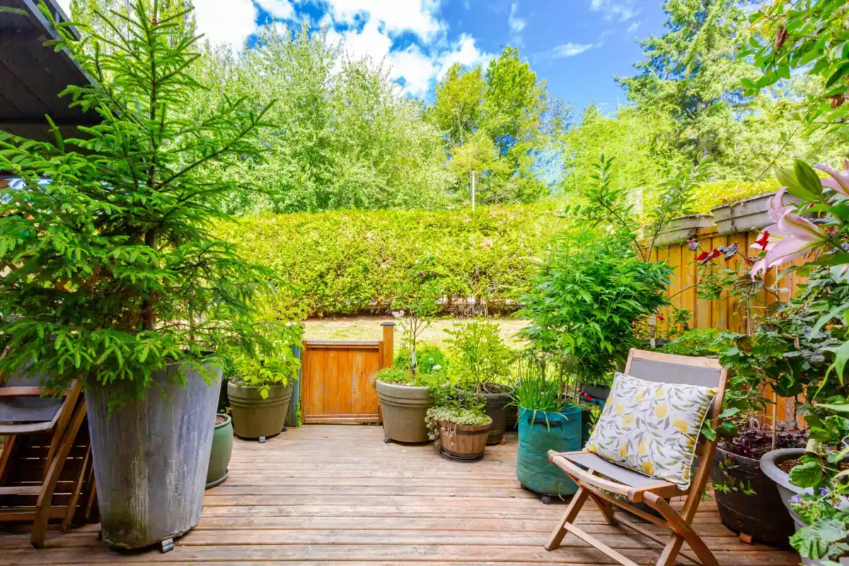 Primary Bathroom Photo of 134 13710 67 Avenue, Surrey, BC