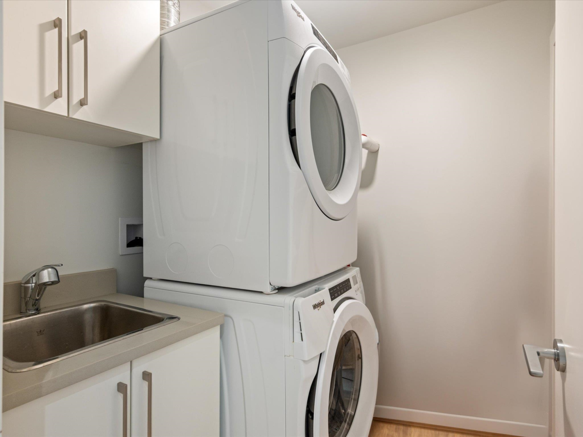 Garage Interior Photo of 105 41328 Skyridge Place, Squamish, BC