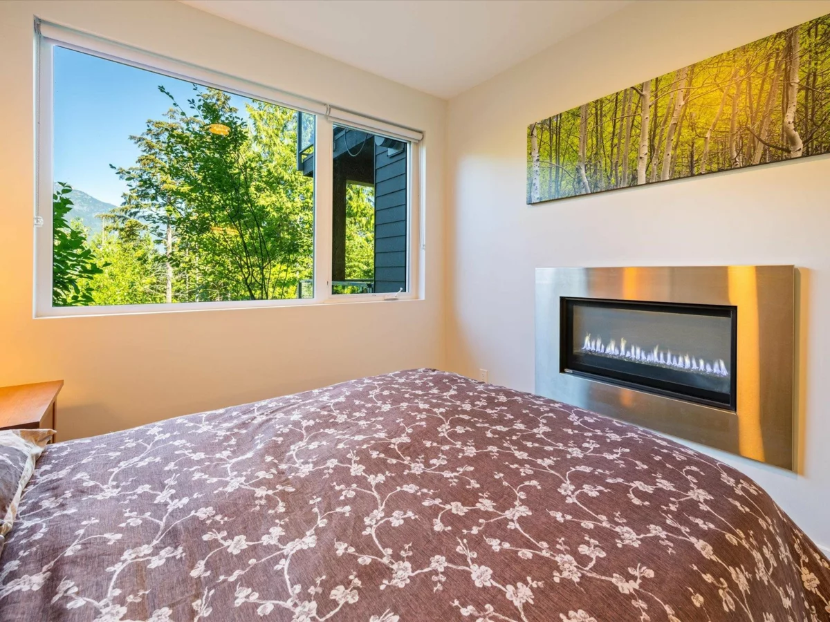 Office / Den Photo of 105 41328 Skyridge Place, Squamish, BC