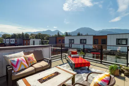 1 39769 Government Road, Squamish, BC, Squamish — Townhouse for sale