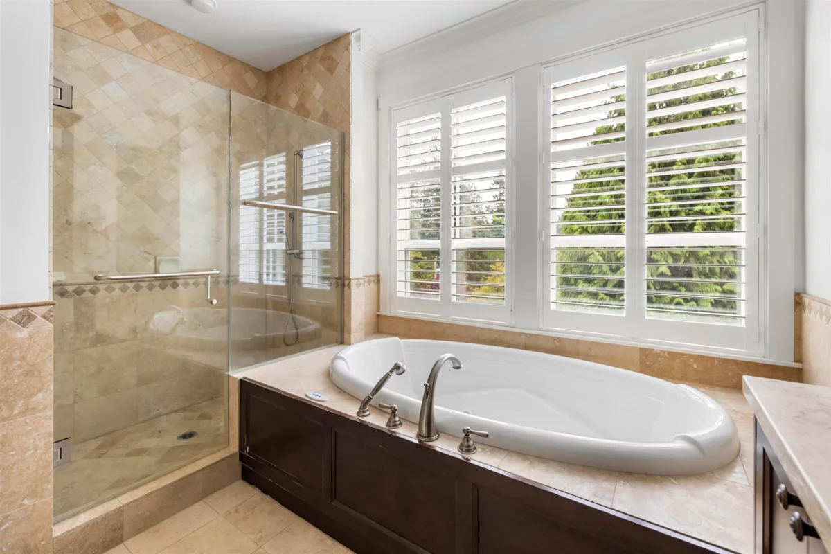 Garden / Landscaping Photo of 21949 6 Avenue, Langley, BC