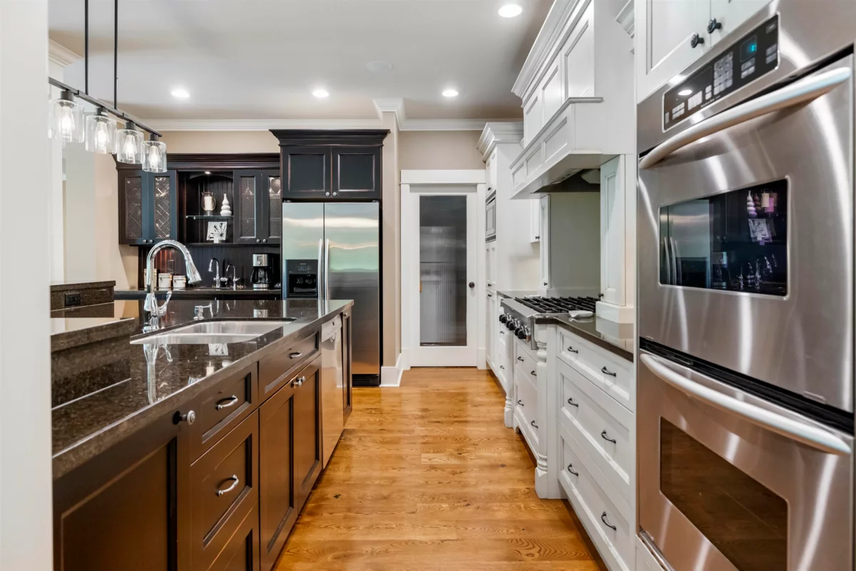 Mudroom Photo of 21949 6 Avenue, Langley, BC