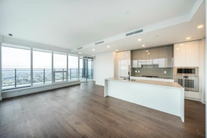 Kitchen Island Photo of 4001 4711 Hazel Street, Burnaby, BC