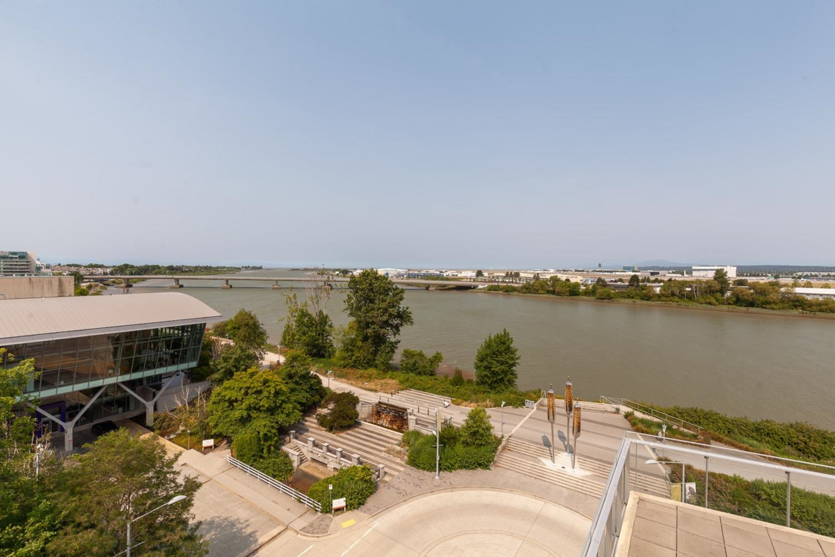 Laundry Room Photo of 701 6611 Pearson Way, Richmond, BC