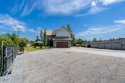 27562 48 Avenue, Langley, BC, Langley — Single Family Residence for sale