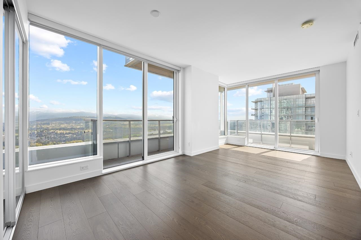 Dining Area Photo of 3308 6000 Mckay Avenue, Burnaby, BC