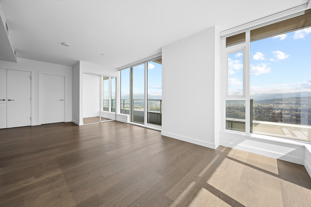 Living Room Photo of 3308 6000 Mckay Avenue, Burnaby, BC