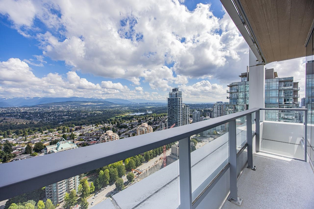 Powder Room Photo of 3308 6000 Mckay Avenue, Burnaby, BC