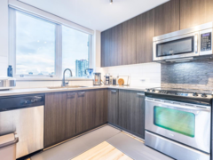 802 13325 102a Avenue, Surrey, BC