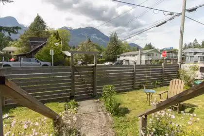37992 Fifth Avenue, Squamish, BC, Squamish — Single Family Residence for sale