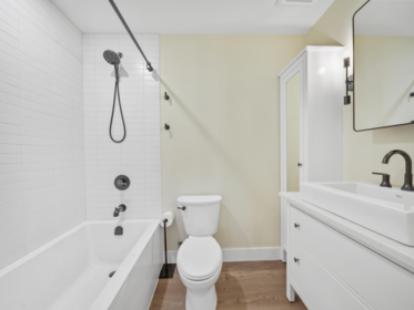 Laundry Room Photo of 15641 107 Avenue, Surrey, BC