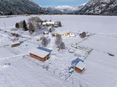 Front exterior of 899 Erickson Road, Pemberton, BC