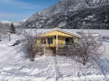 Swimming Pool Photo of 899 Erickson Road, Pemberton, BC