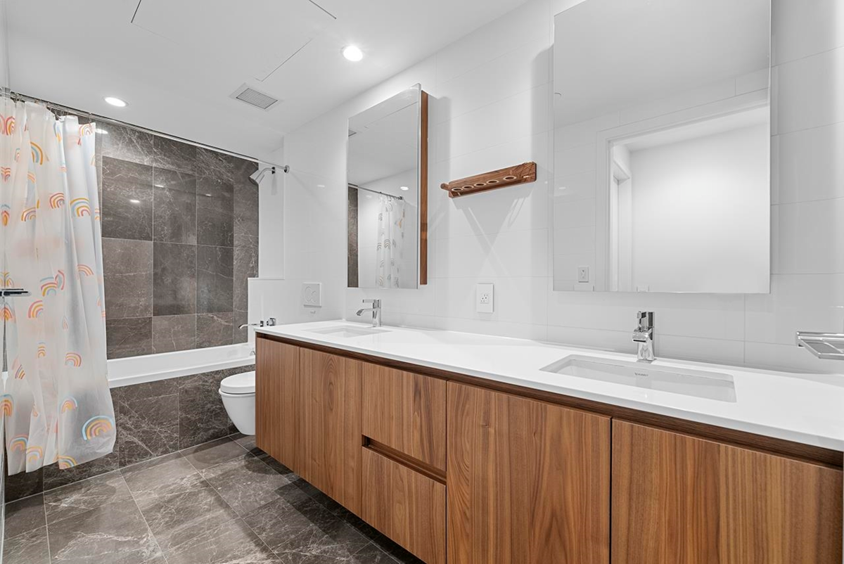 Entry Foyer Photo of 411 7428 Alberta Street, Vancouver, BC