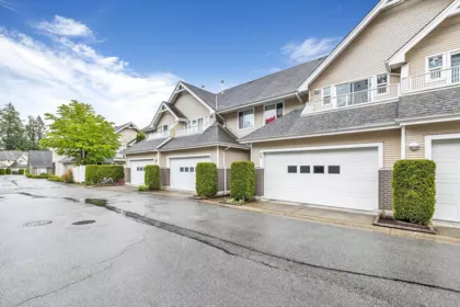 26 13918 58 Avenue, Surrey, BC, Surrey — Townhouse for sale