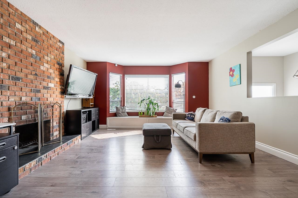 Dining Area Photo of 20423 90 Crescent, Langley, BC