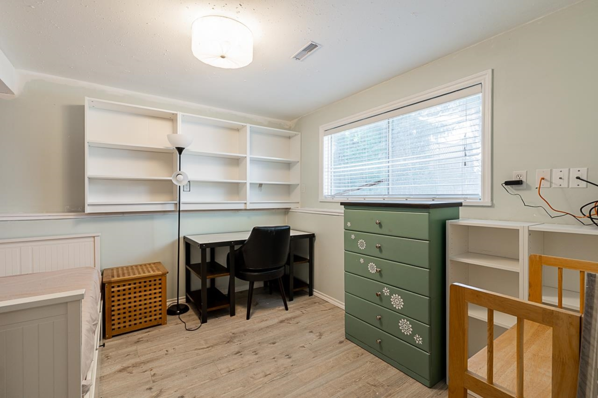 Hallway Photo of 20423 90 Crescent, Langley, BC