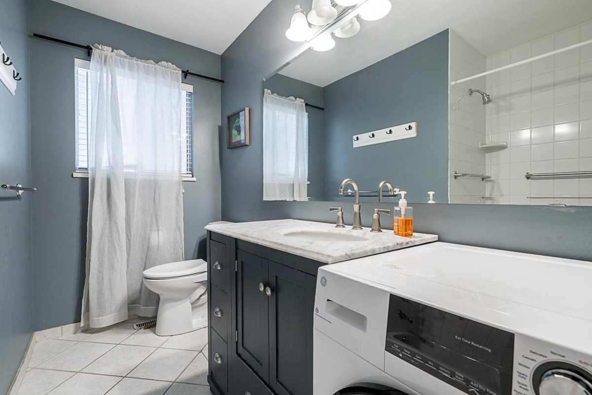 Mudroom Photo of 20423 90 Crescent, Langley, BC
