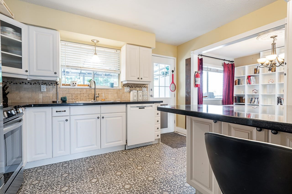 Primary Bathroom Photo of 20423 90 Crescent, Langley, BC