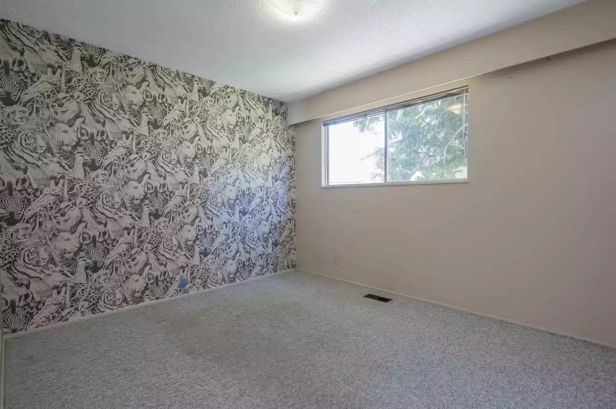 Mudroom Photo of 1168 Charland Avenue, Coquitlam, BC