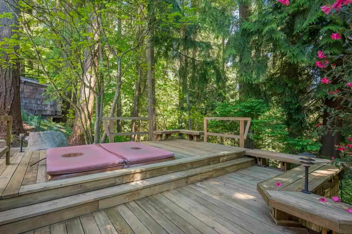 Outdoor Kitchen Photo of 1168 Charland Avenue, Coquitlam, BC