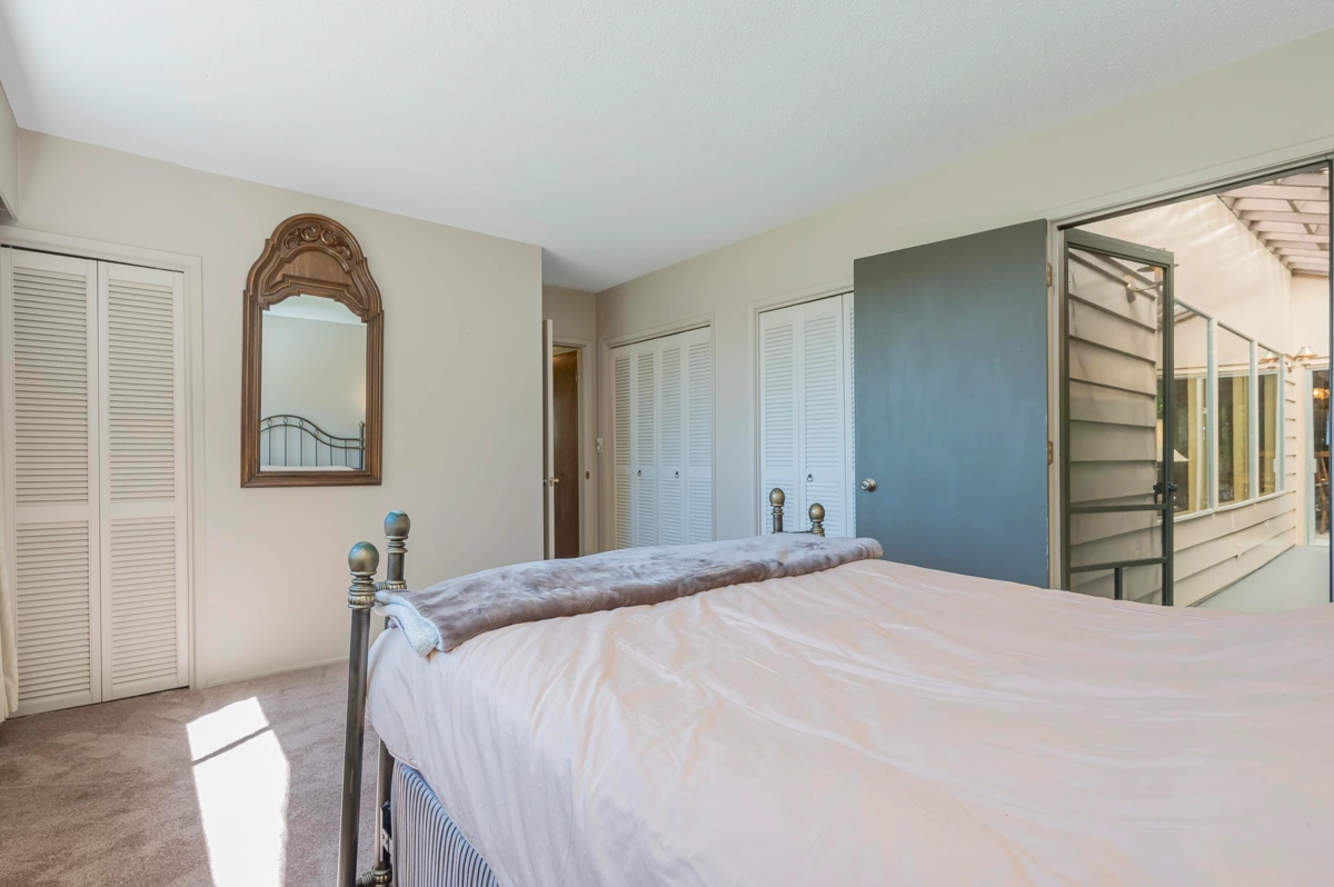 Powder Room Photo of 1168 Charland Avenue, Coquitlam, BC