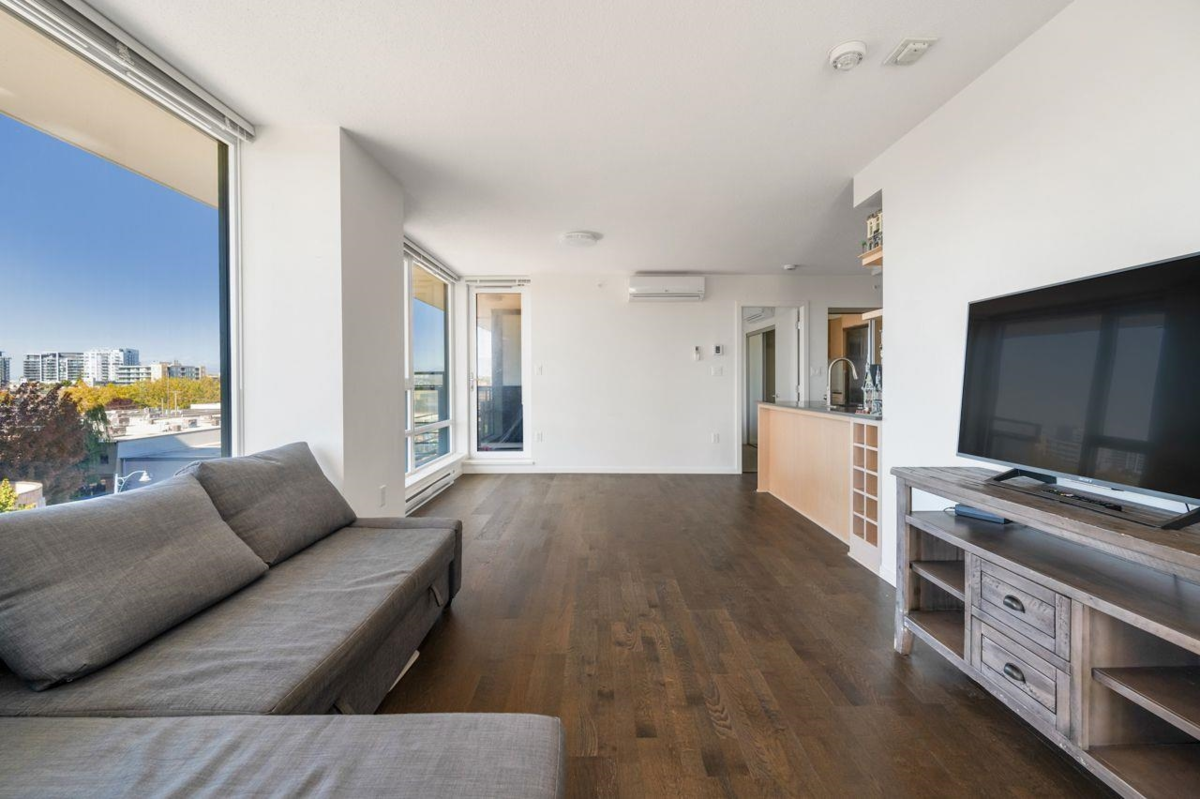 Primary Bathroom Photo of 703 7788 Ackroyd Road, Richmond, BC