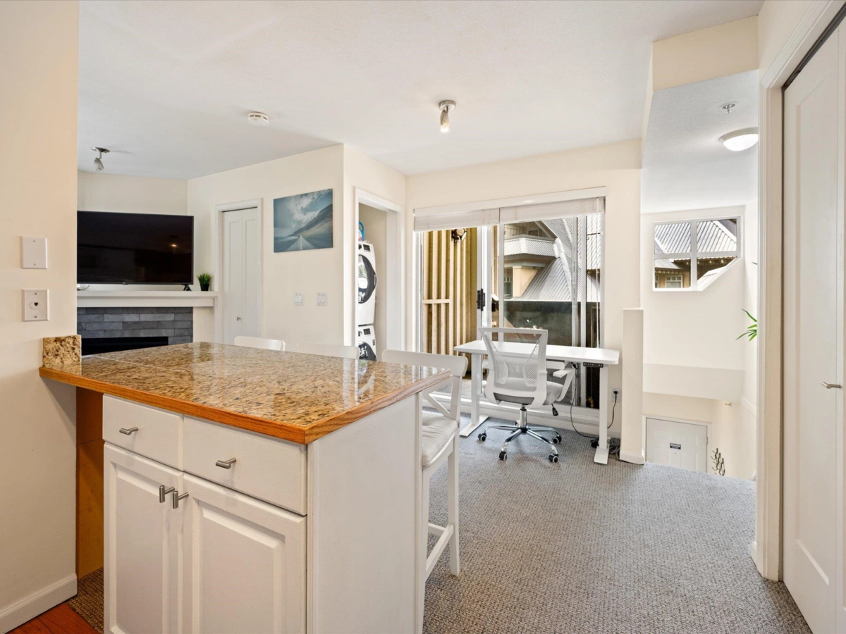 Breakfast Nook Photo of 73 4335 Northlands Boulevard, Whistler, BC