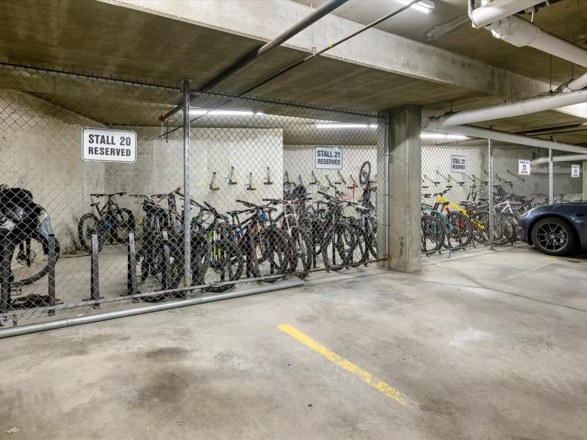 Guest Bathroom Photo of 73 4335 Northlands Boulevard, Whistler, BC
