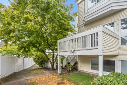 11 12500 Mcneely Drive, Richmond, BC, Richmond — Townhouse for sale