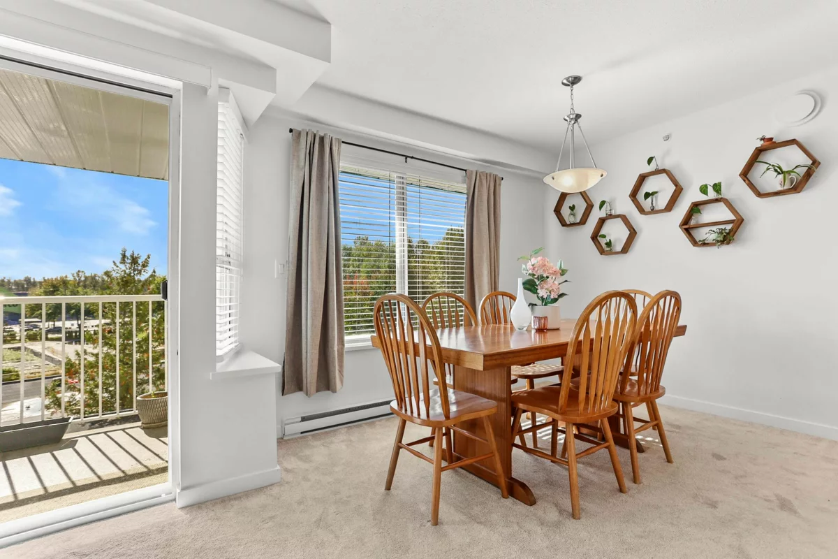 Kitchen Photo of 306 7265 Haig Street, Mission, BC