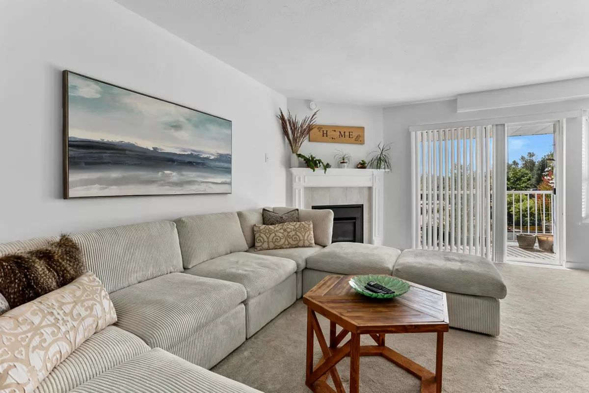 Living Room Photo of 306 7265 Haig Street, Mission, BC