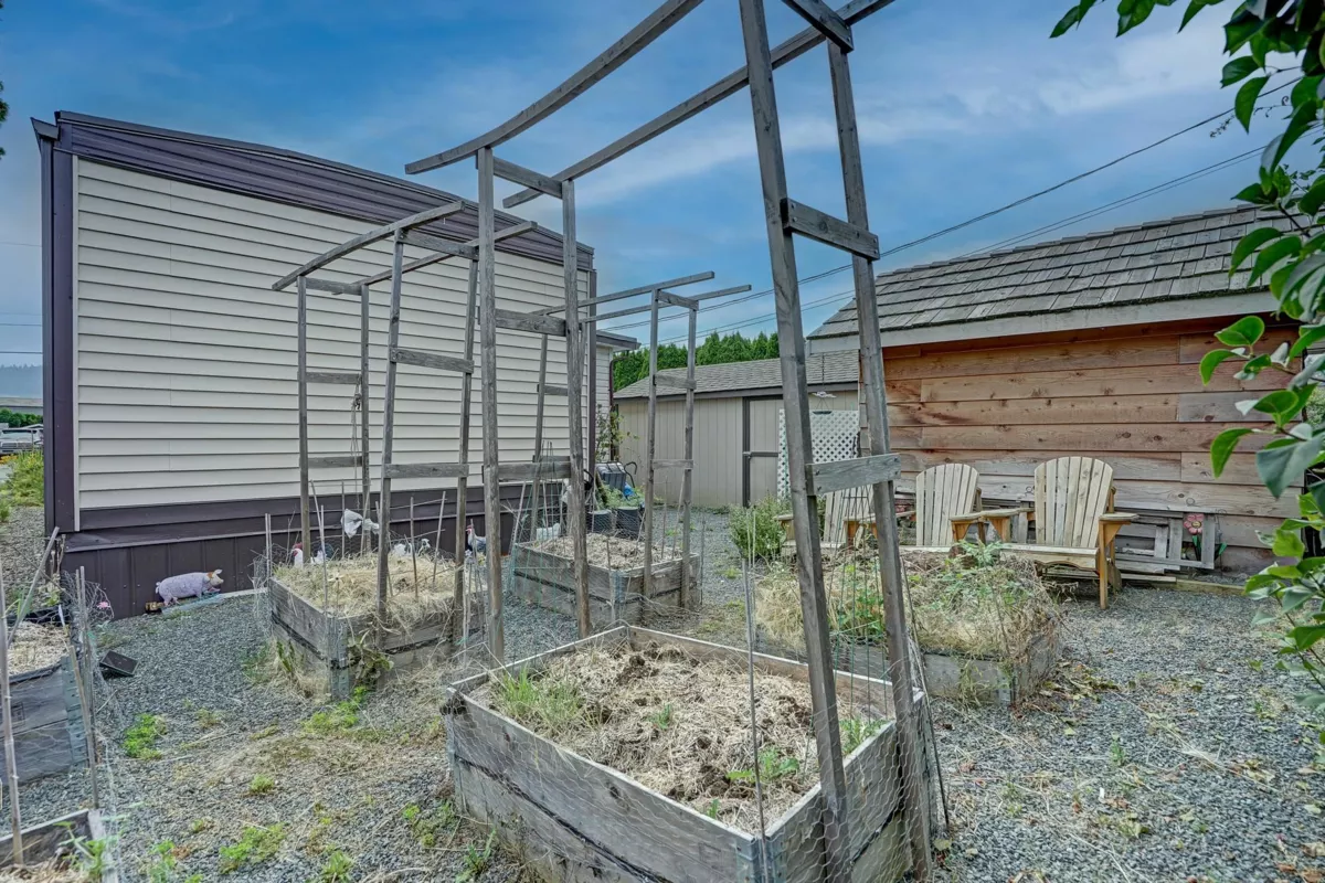 Hallway Photo of 123 6338 Vedder Road, Chilliwack, BC