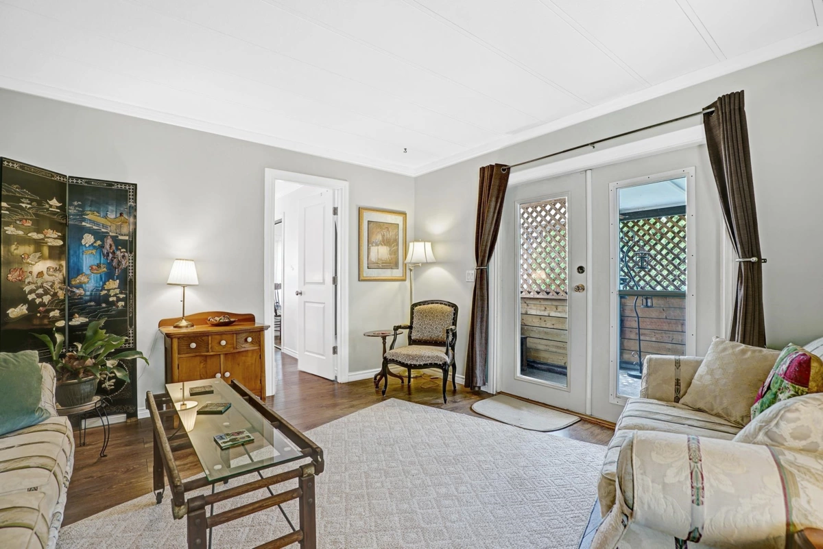 Kitchen Photo of 123 6338 Vedder Road, Chilliwack, BC