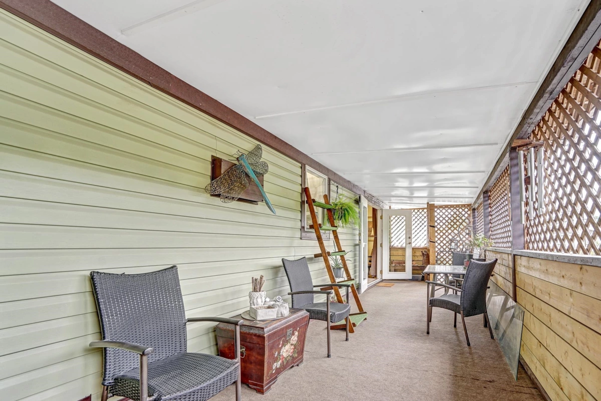 Mudroom Photo of 123 6338 Vedder Road, Chilliwack, BC